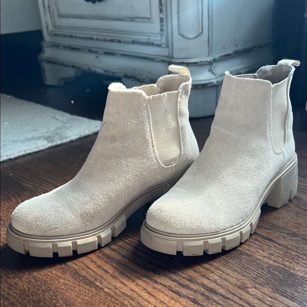 Steve Madden Cream Ankle Booties